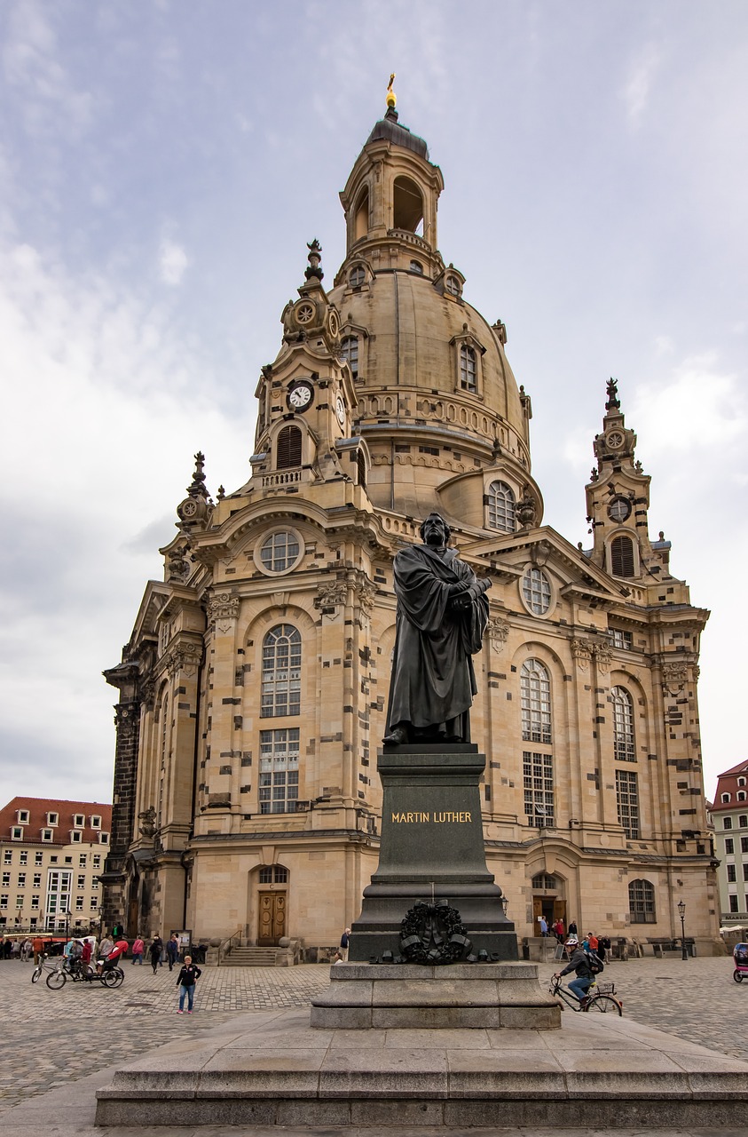 Image - dresden frauenkirche luther