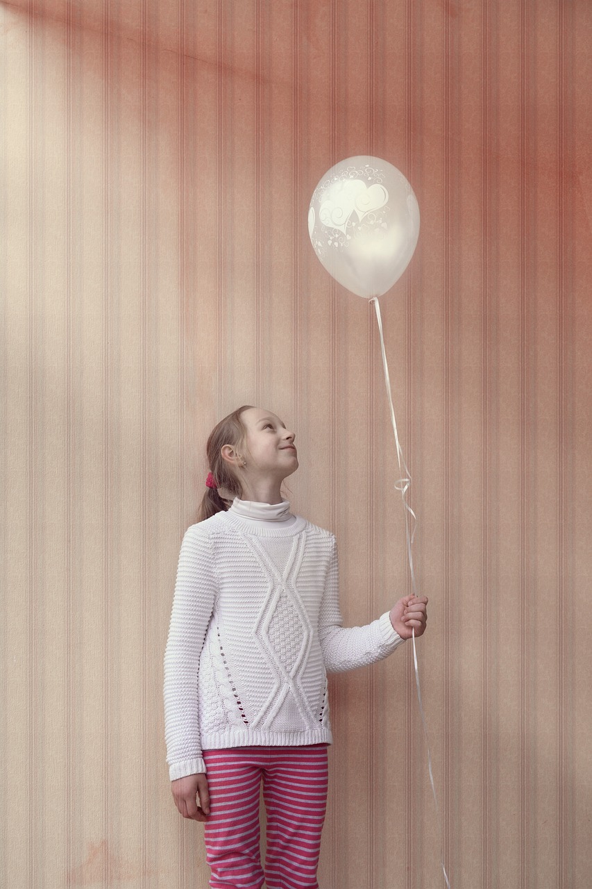Image - girl balloon happy pink young
