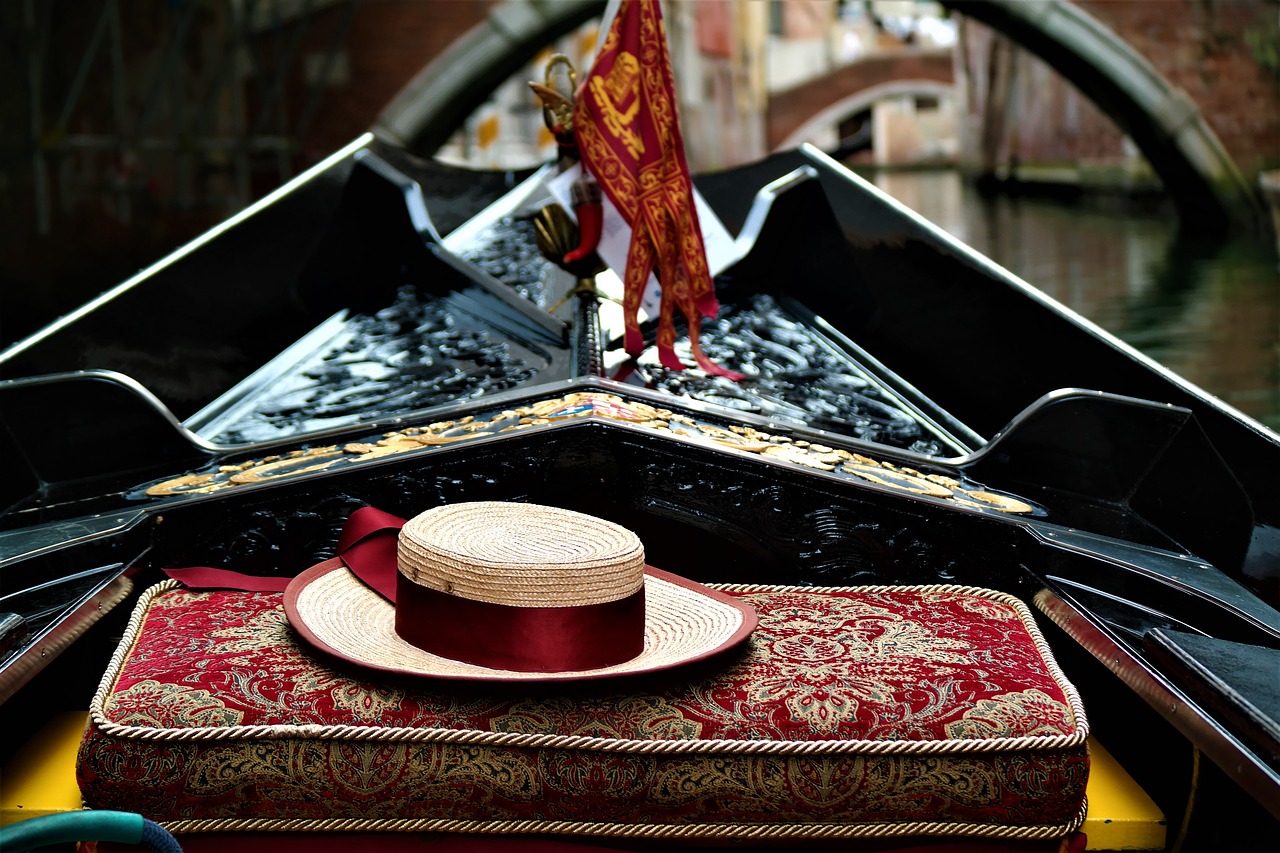 Image - hat gondola venice color seat