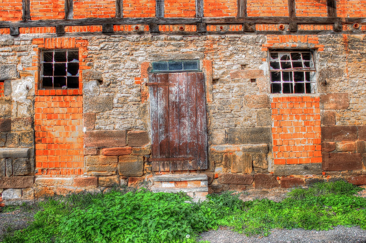 Image - scale old door wooden door