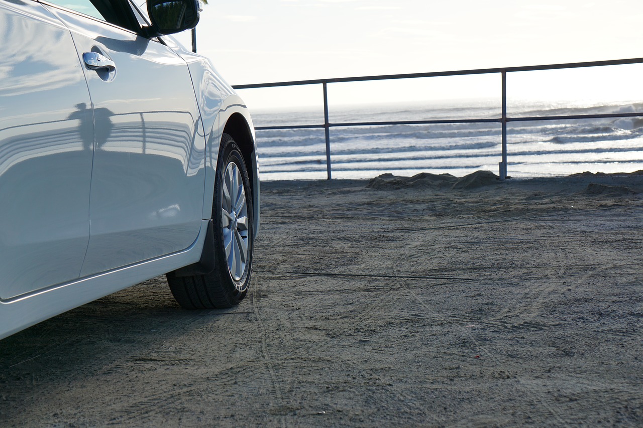 Image - white car sea ocean wheel tie