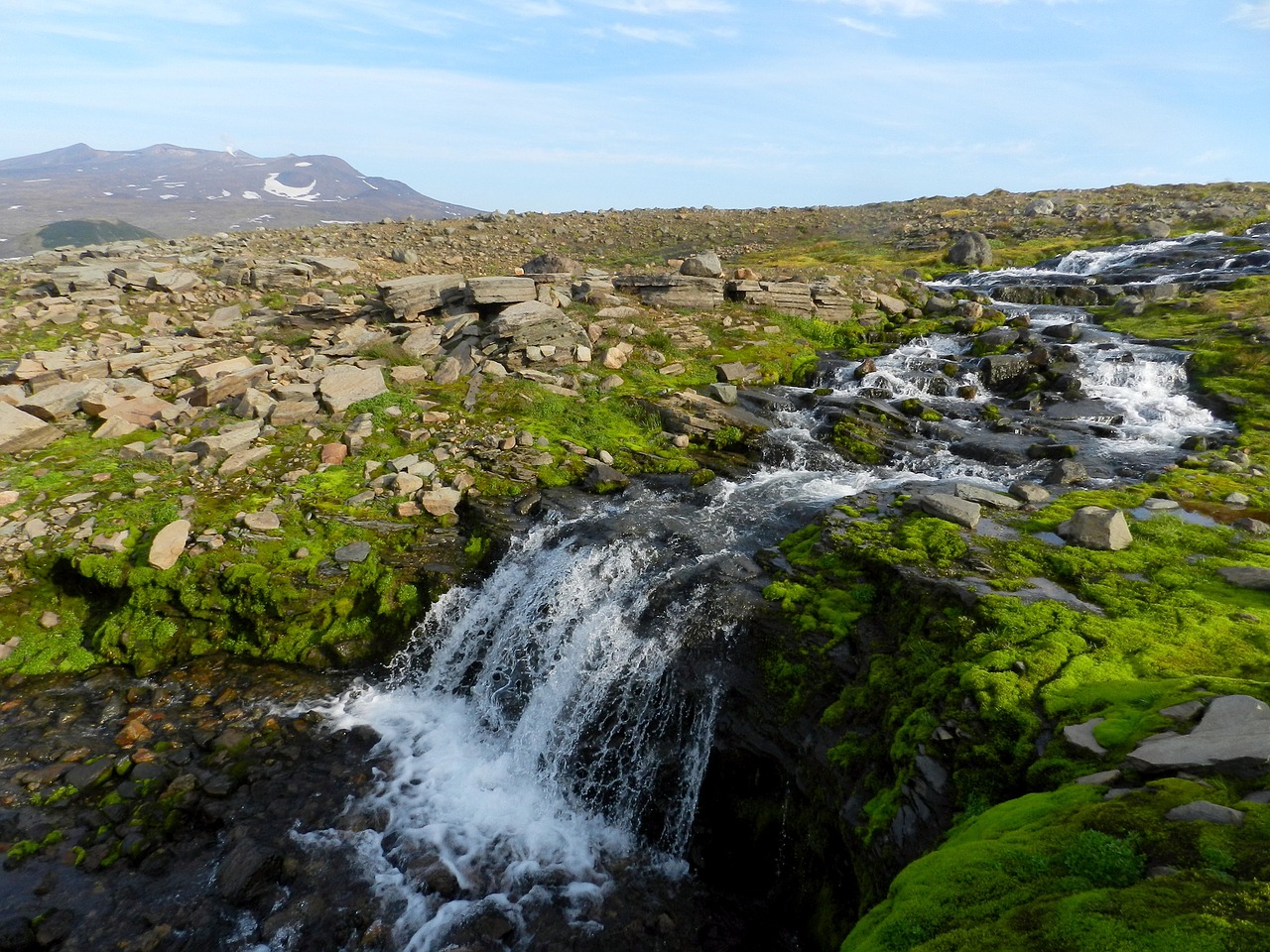 Image - waterfall spillway autumn
