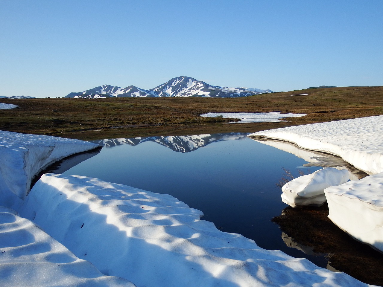 Image - volcano lake river reflection
