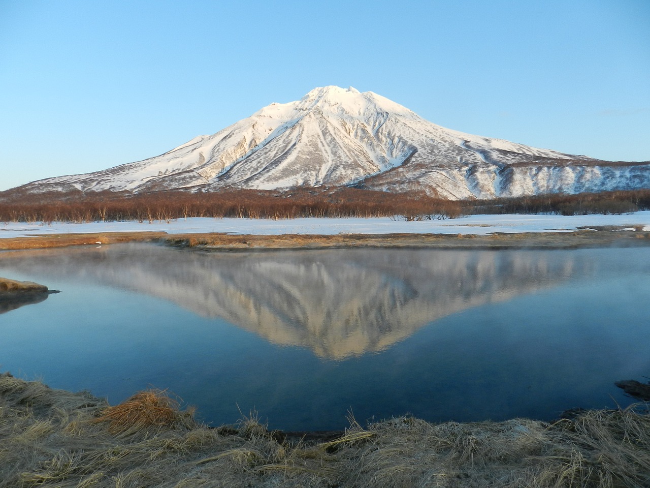 Image - volcano lake river reflection