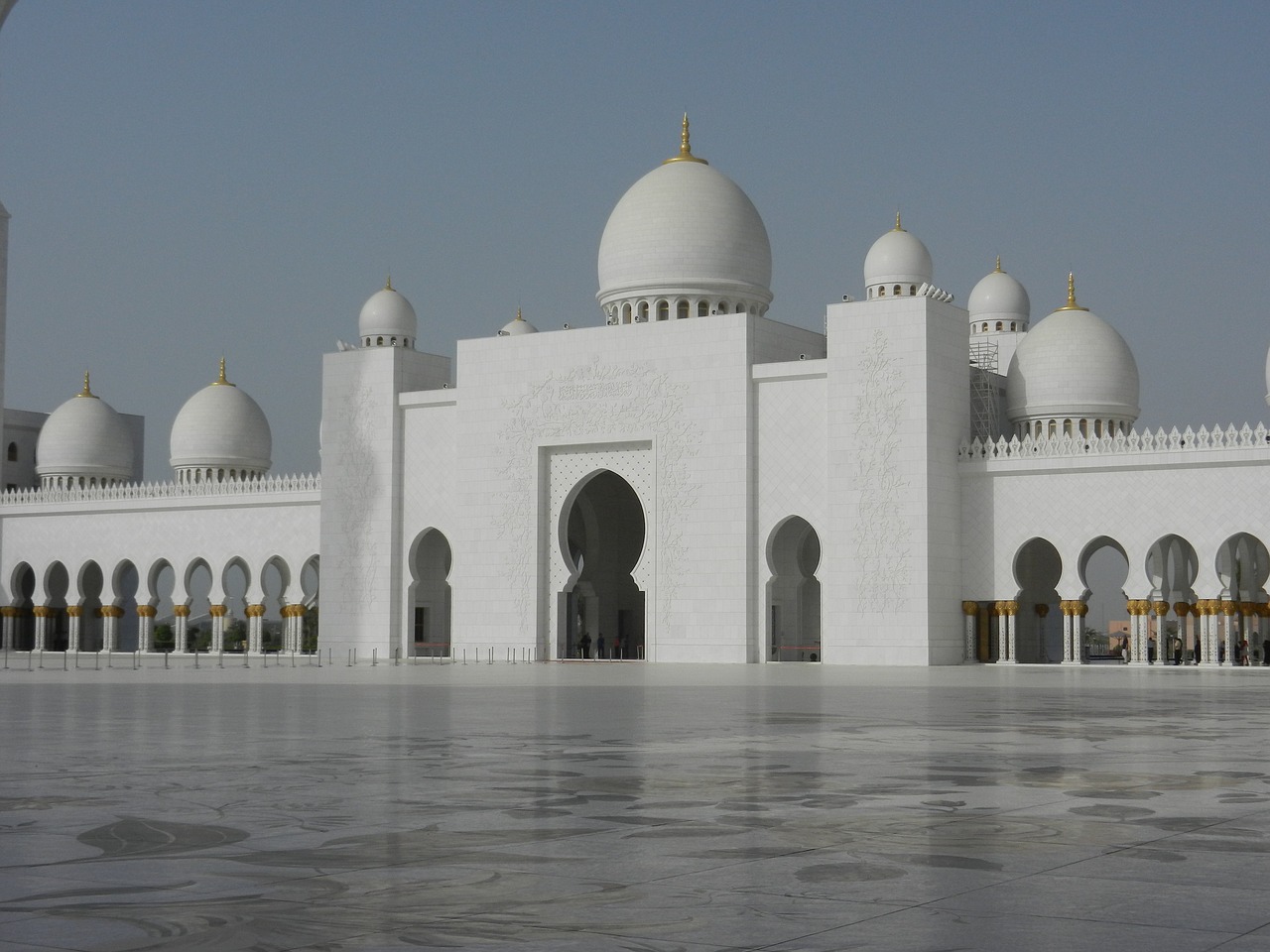 Image - mosque building abu dhabi