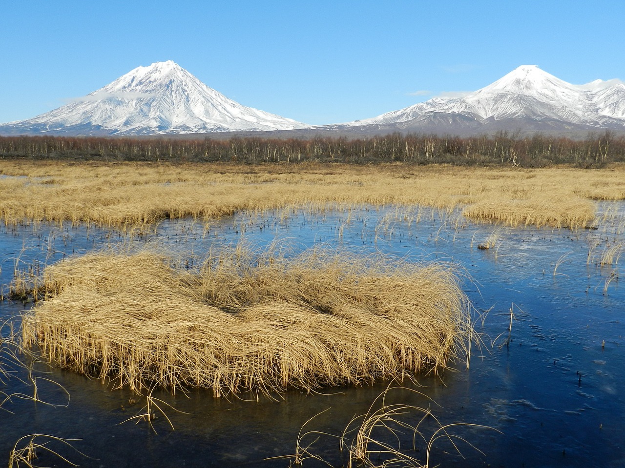 Image - volcanoes snowy mountains vertices