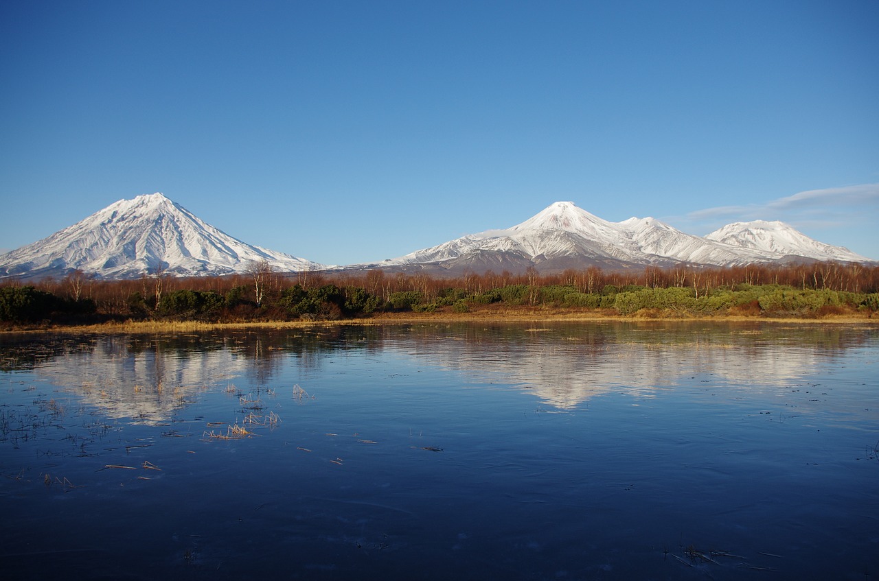 Image - volcanoes snowy mountains vertices