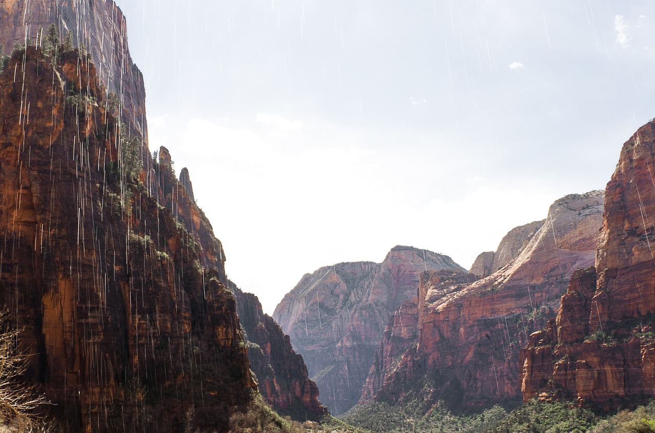 Image - zion utah rain slow shutter scenic