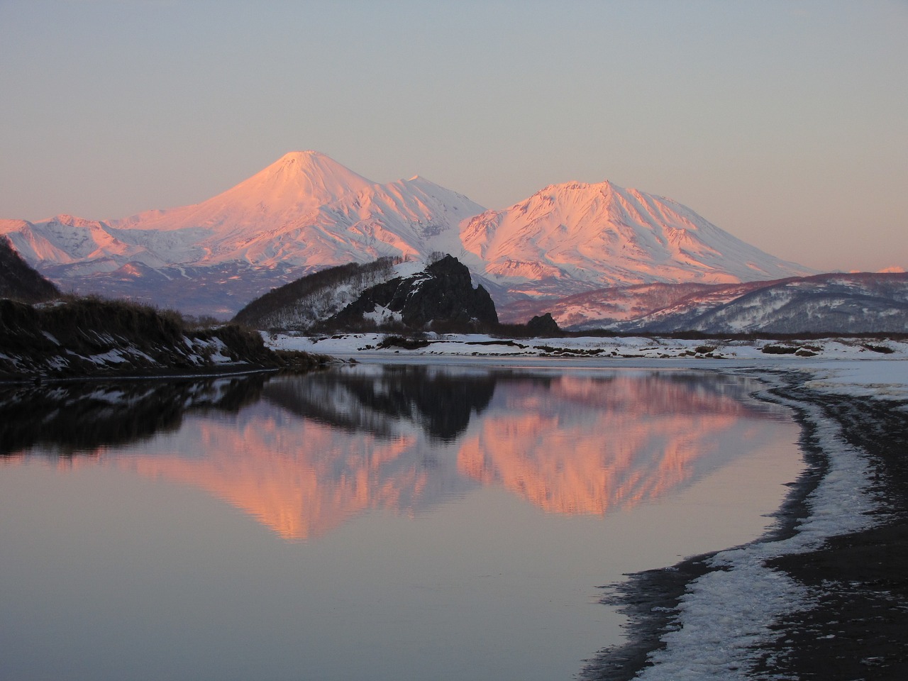 Image - volcanoes snowy mountains vertices