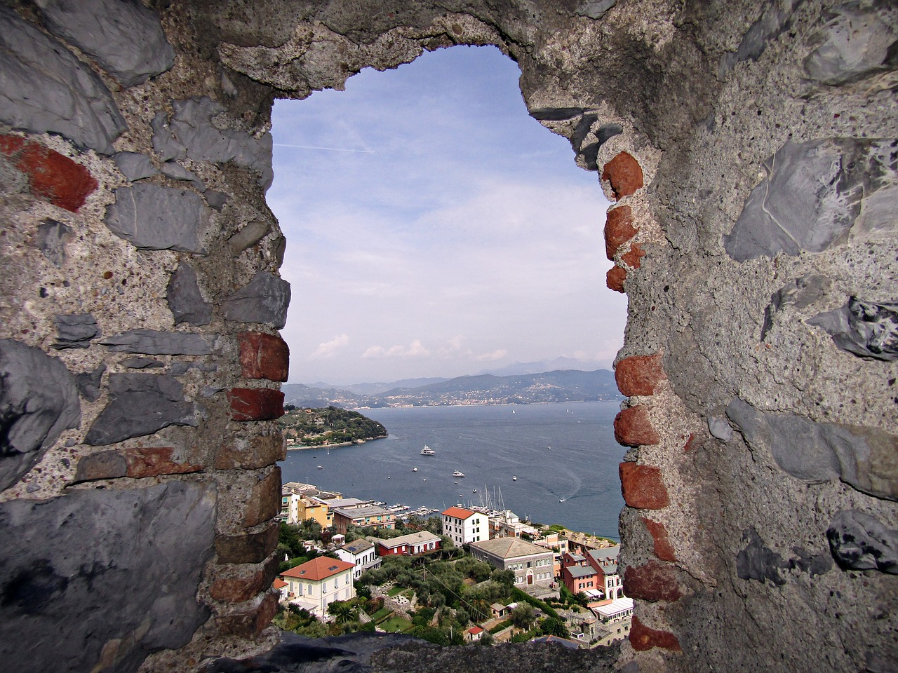 Image - window sea vista liguria