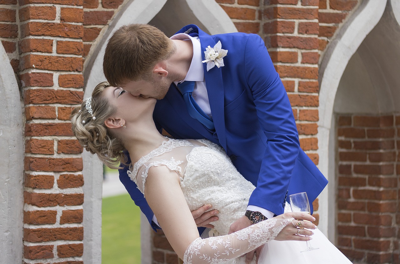 Image - wedding kiss bride marriage