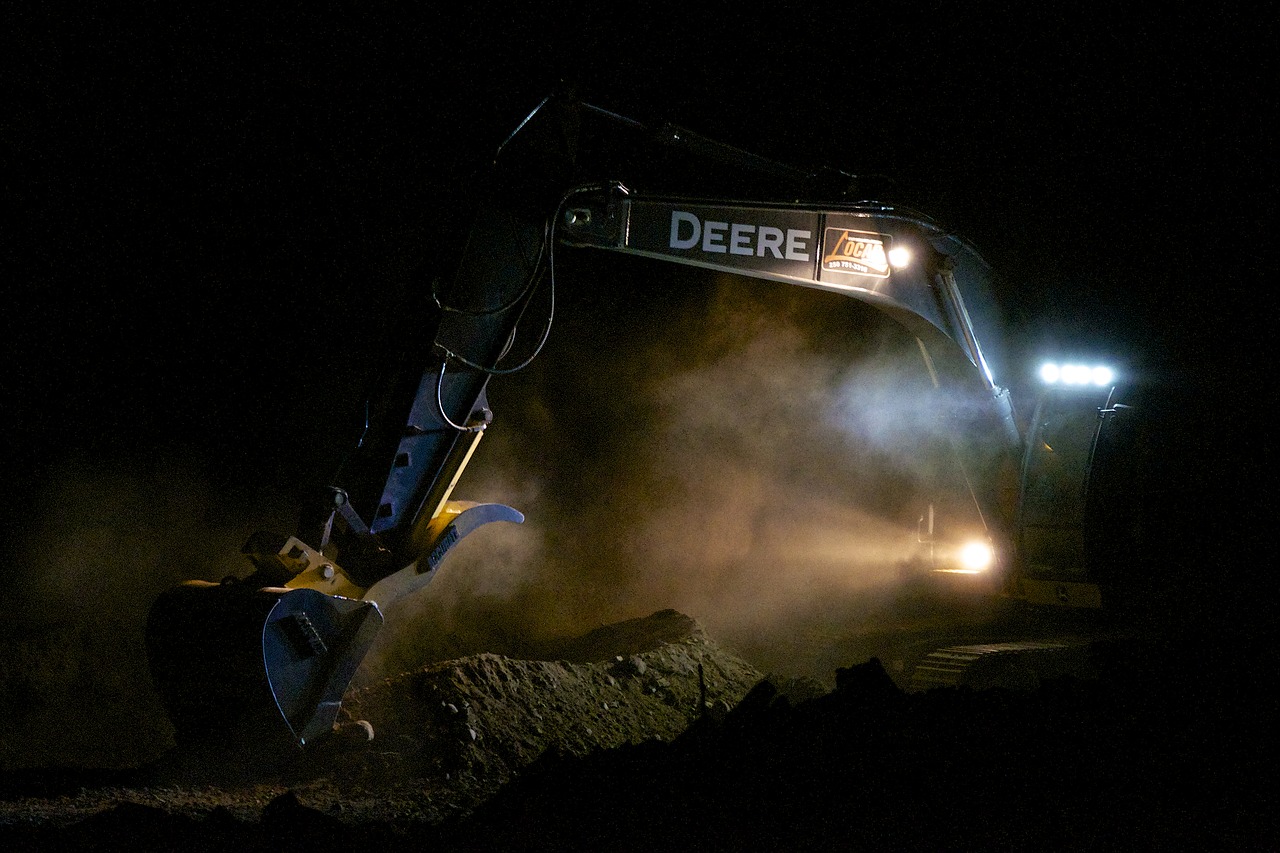 Image - excavator floodlights eerie