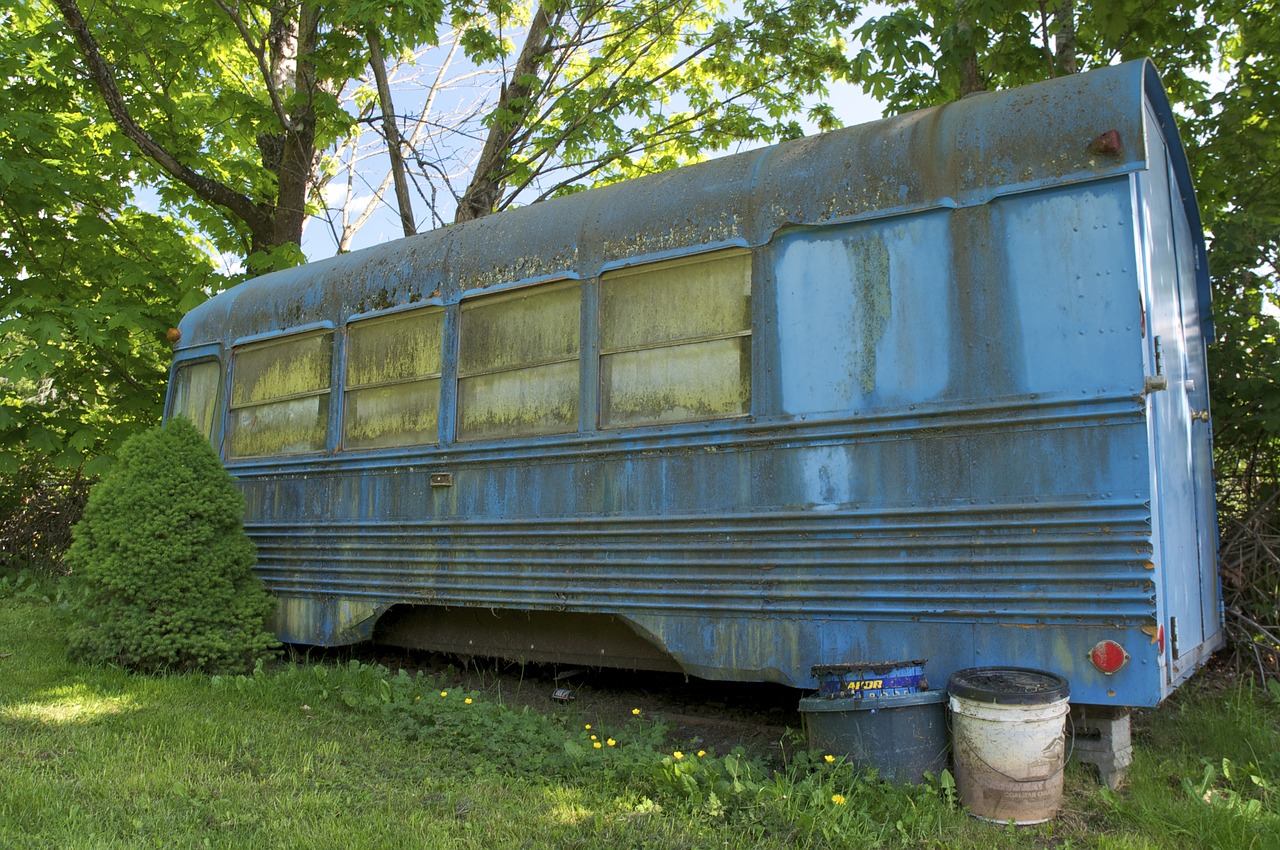 Image - school bus derelict abandoned old