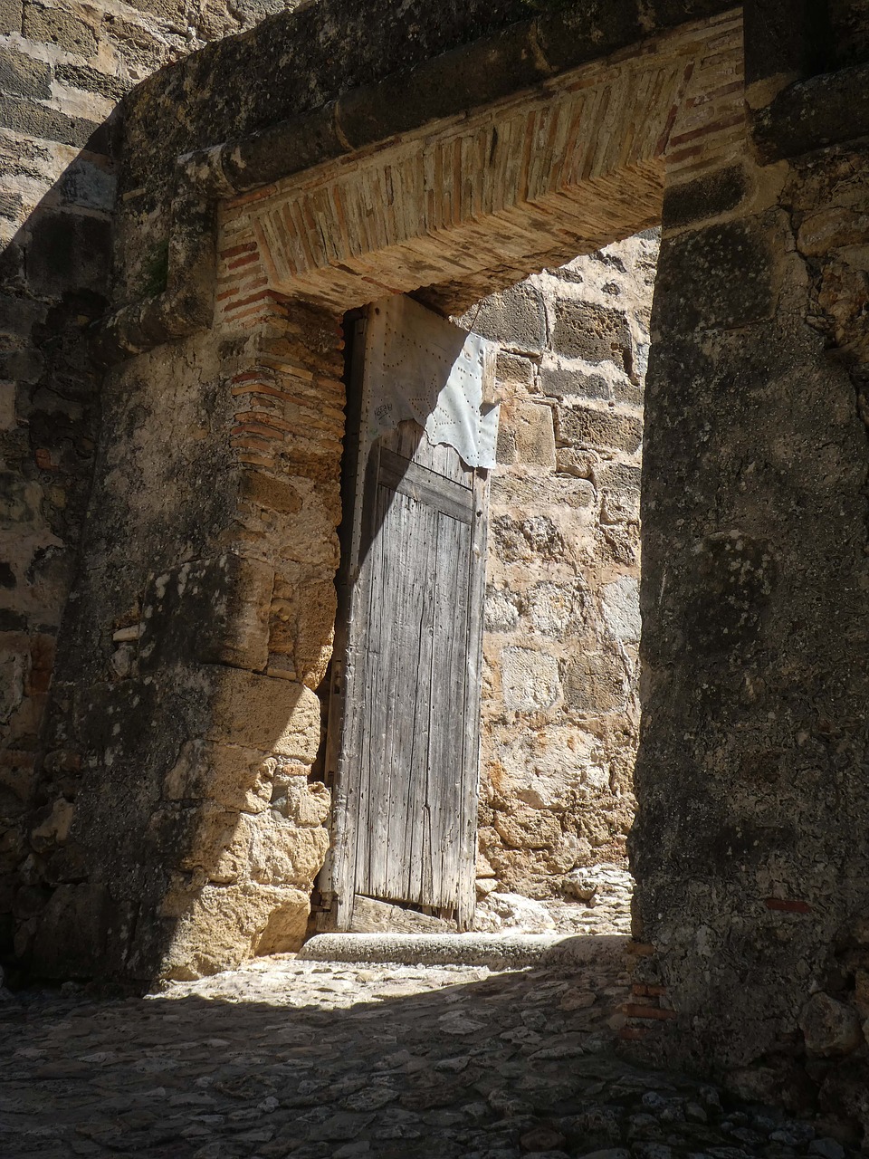 Image - castle ruins denia spain door