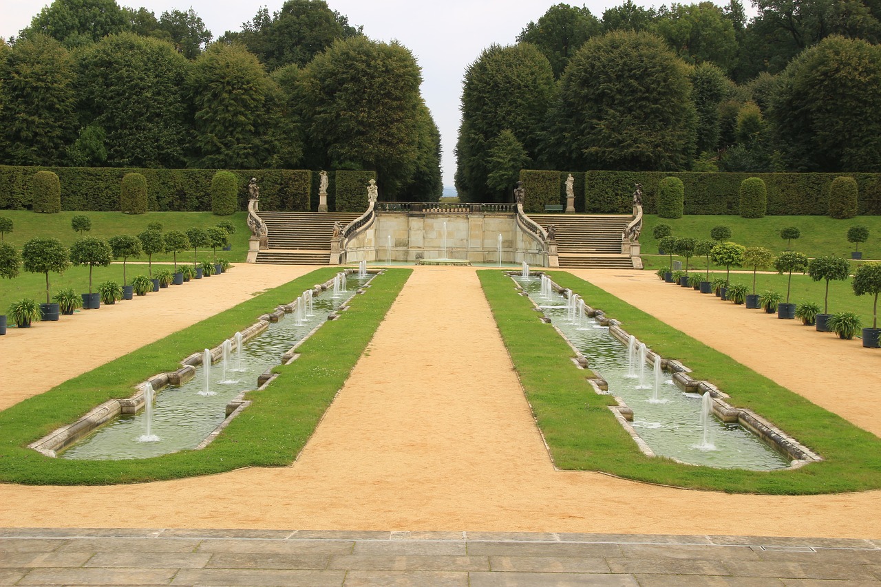 Image - baroque fountain barockgarten