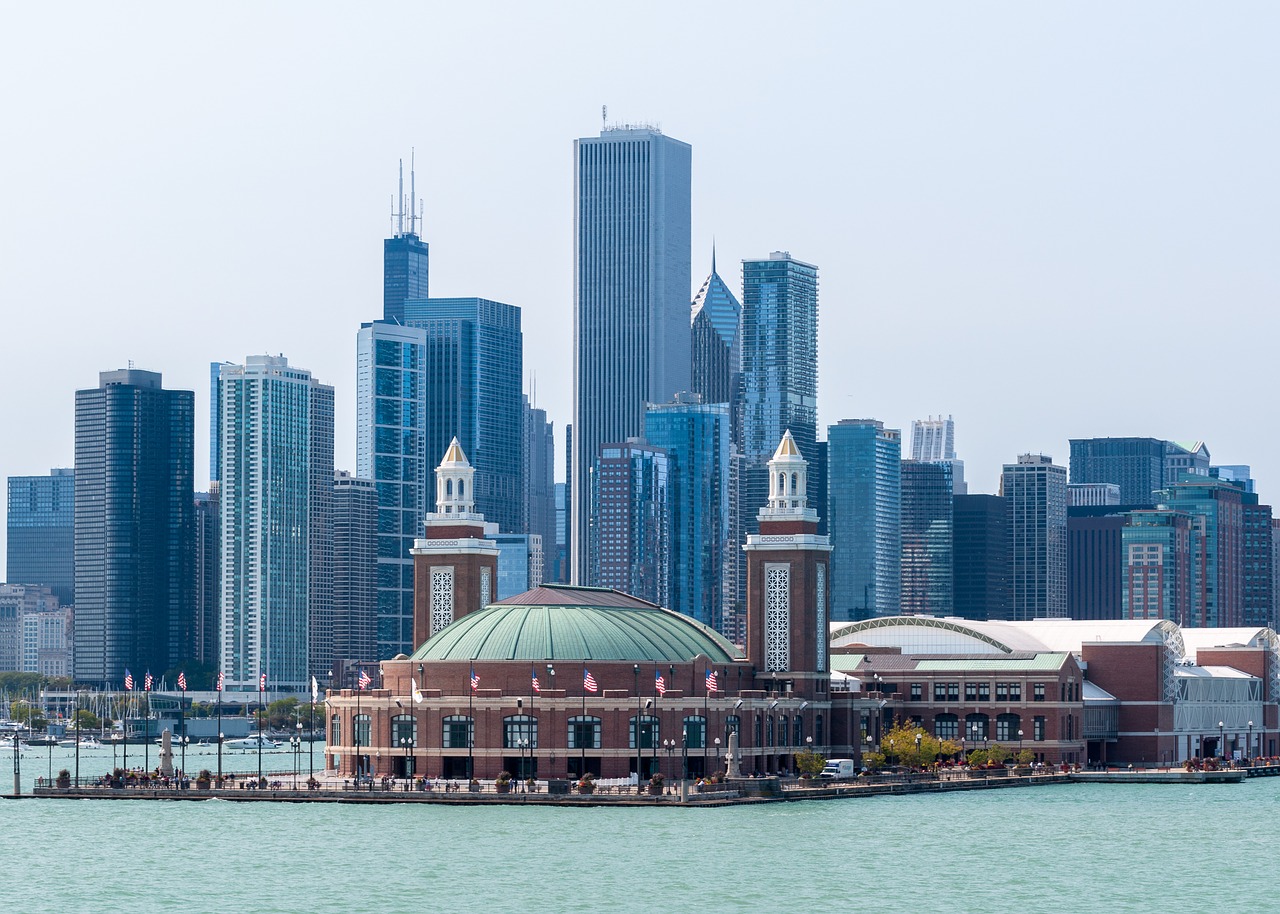 Image - navy pier chicago skyline river view