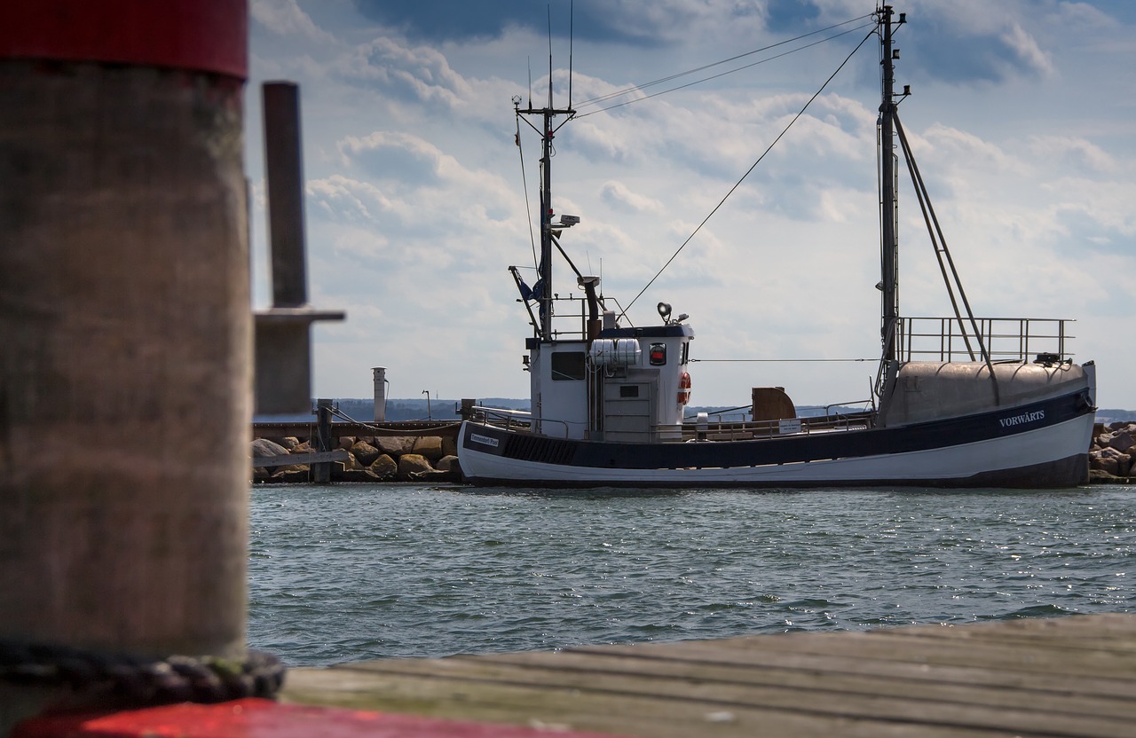 Image - fishing vessel cutter port