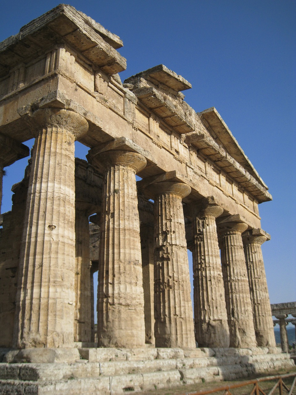 Image - ruins temple paestum