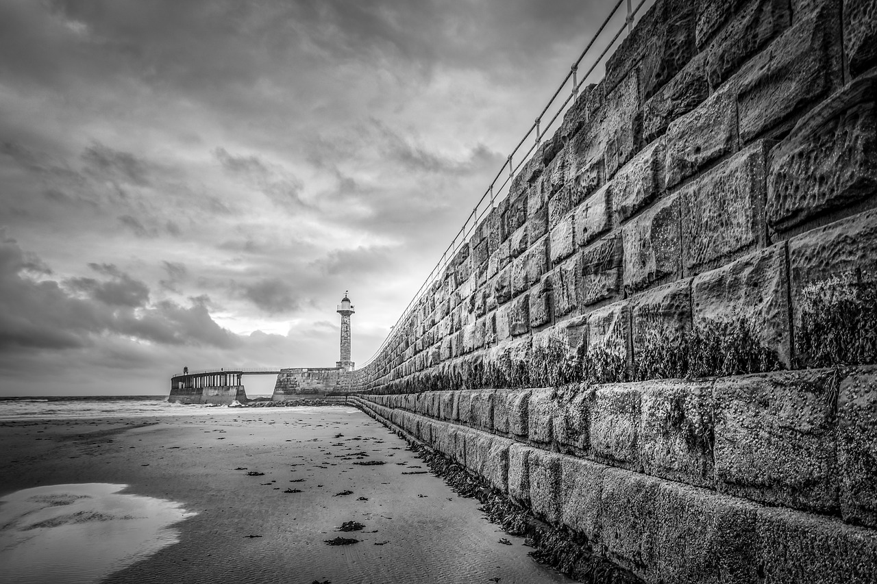 Image - whitby west pier pier leading lines