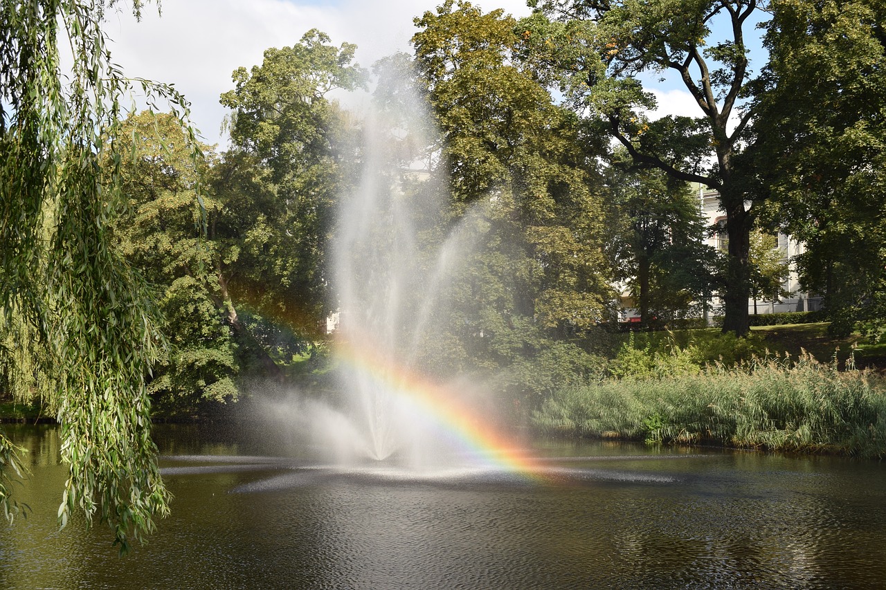Image - fountain channel water travel