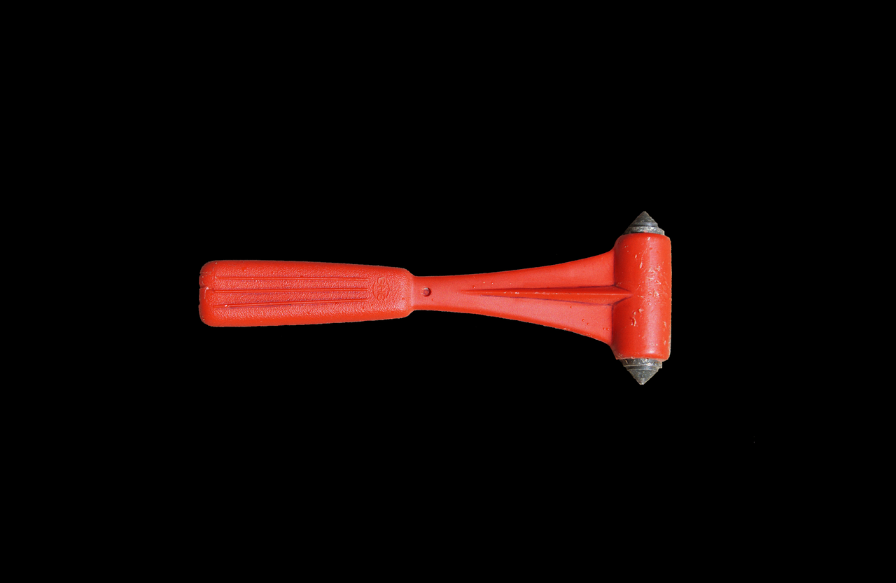 Image - rescue hammer emergency hammer
