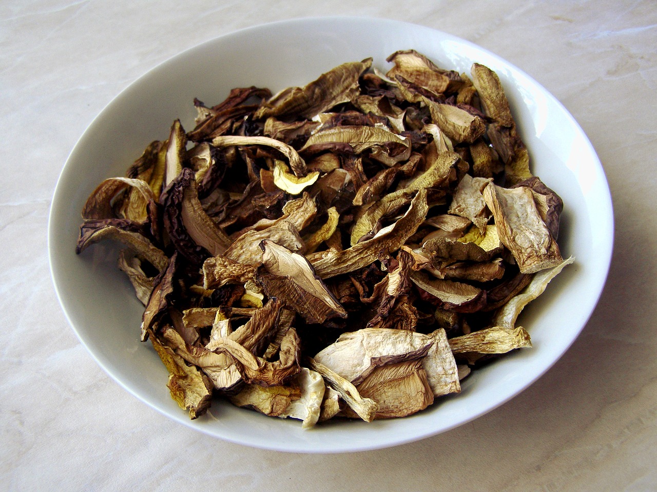 Image - mushrooms dried autumn