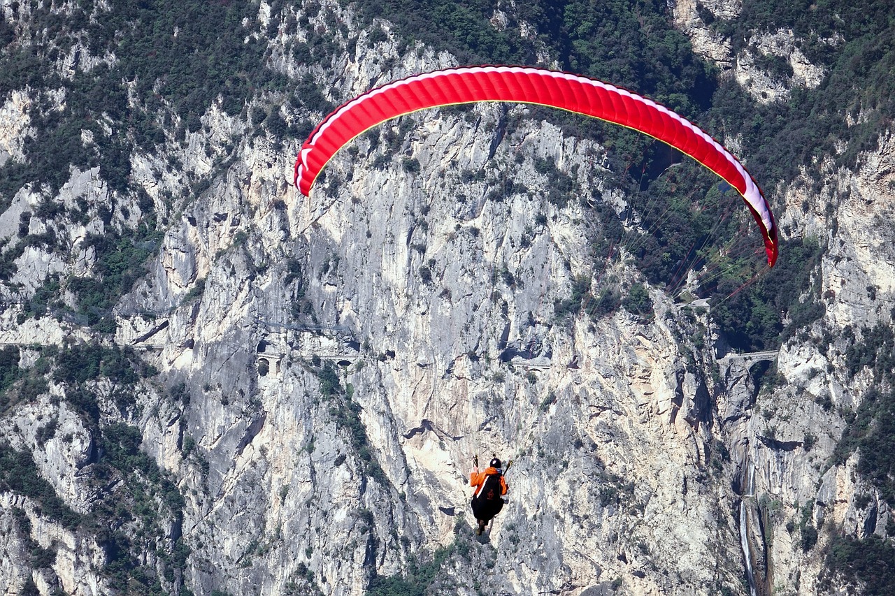 Image - italy garda monte baldo paragliding