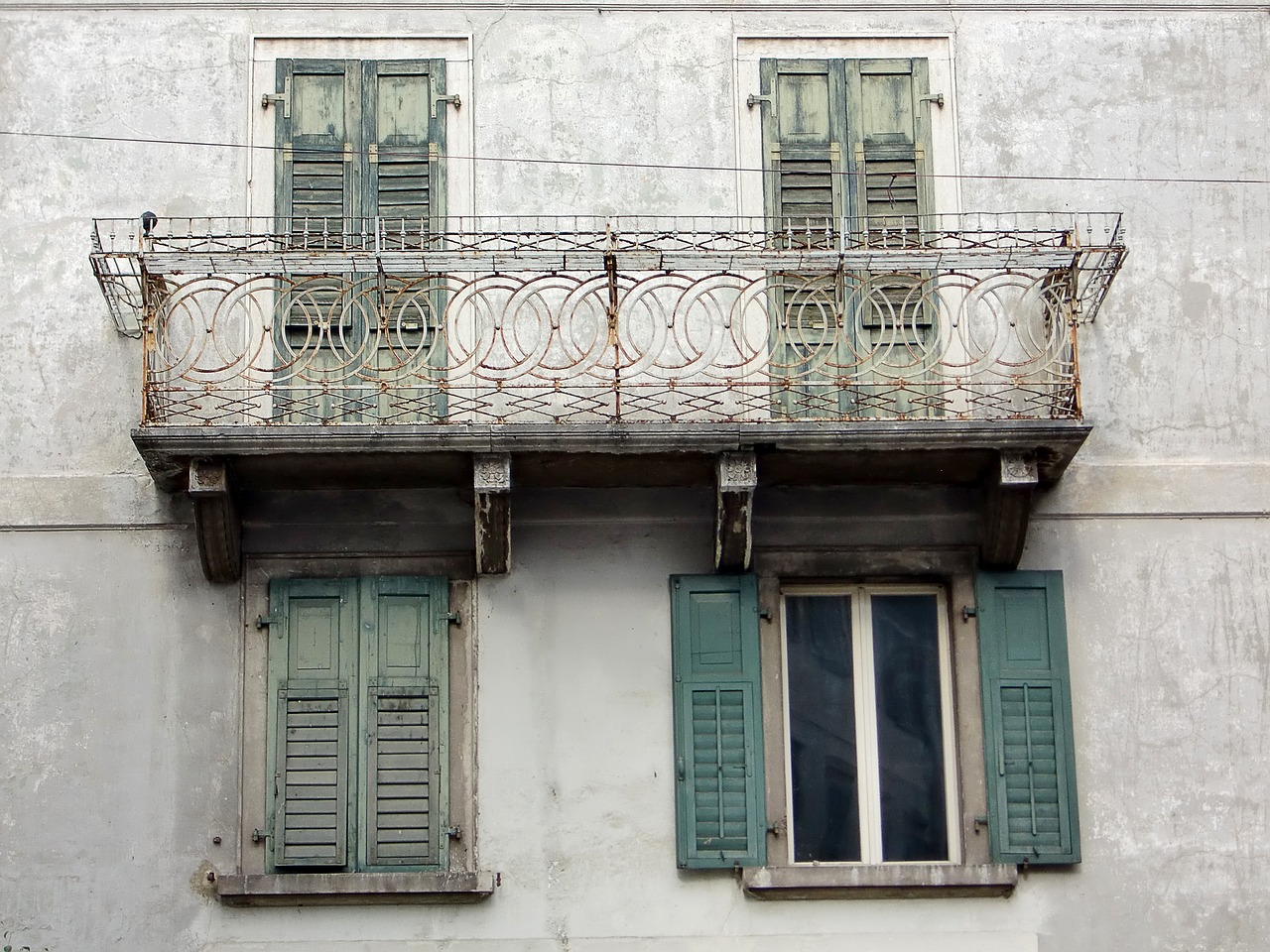 Image - window old old window facade