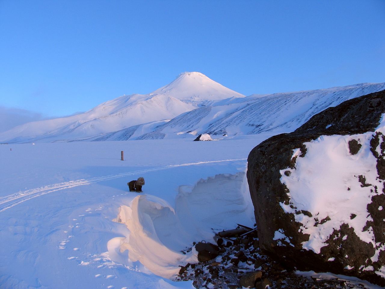 Image - volcano the foot slope mountains