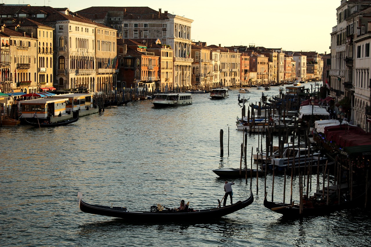 Image - venice canal summer italy boat