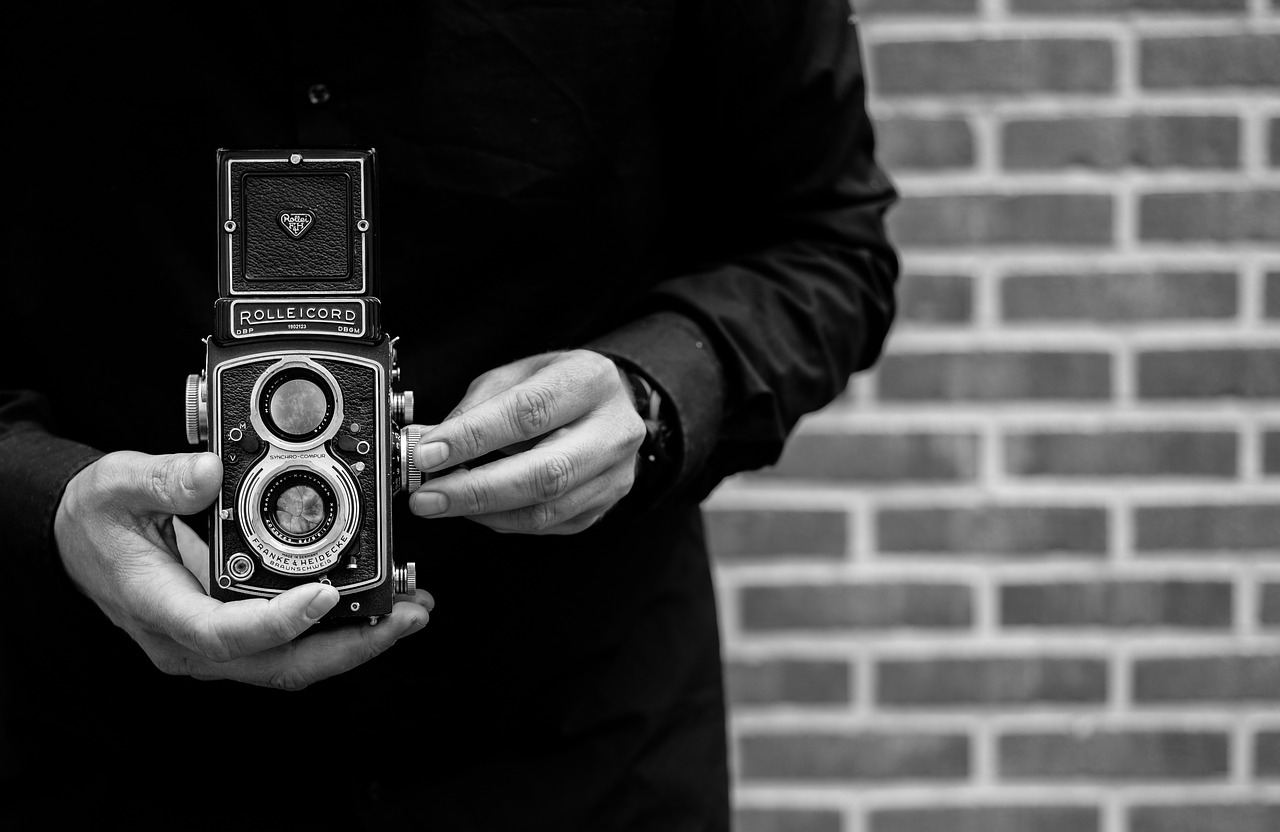Image - man camera rolleicord watch