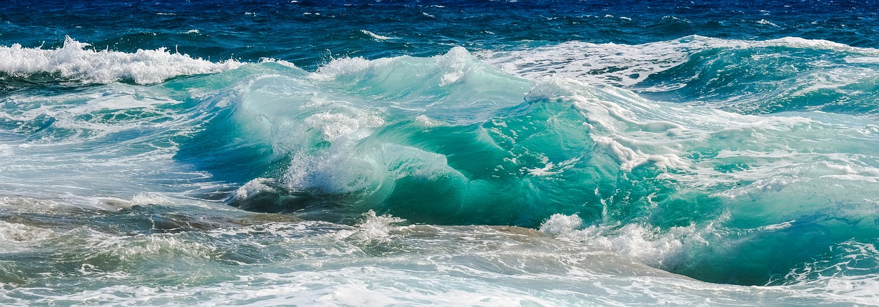 Image - wave transparent turquoise smashing