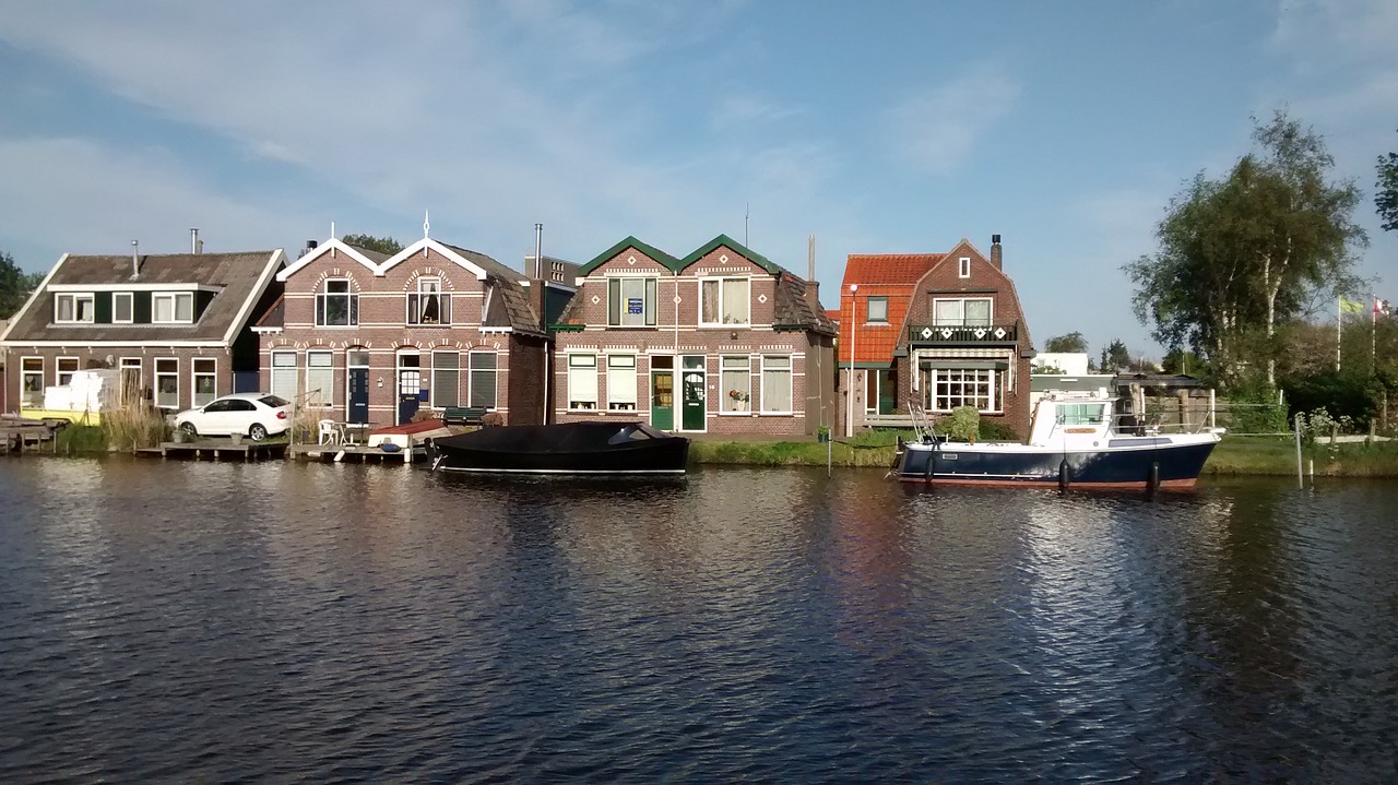 Image - amsterdam water channel holiday