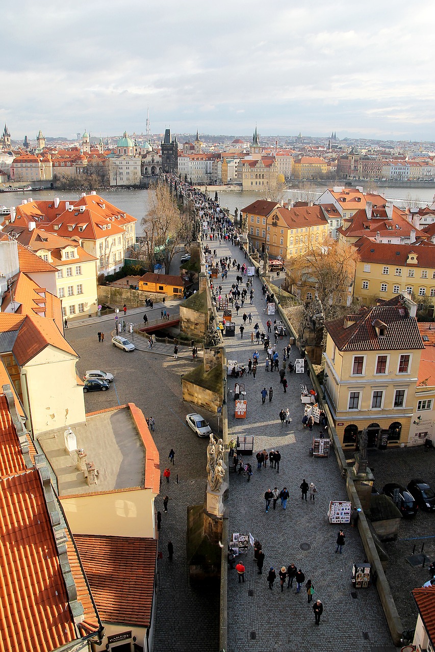 Image - prague bridge carlo overview