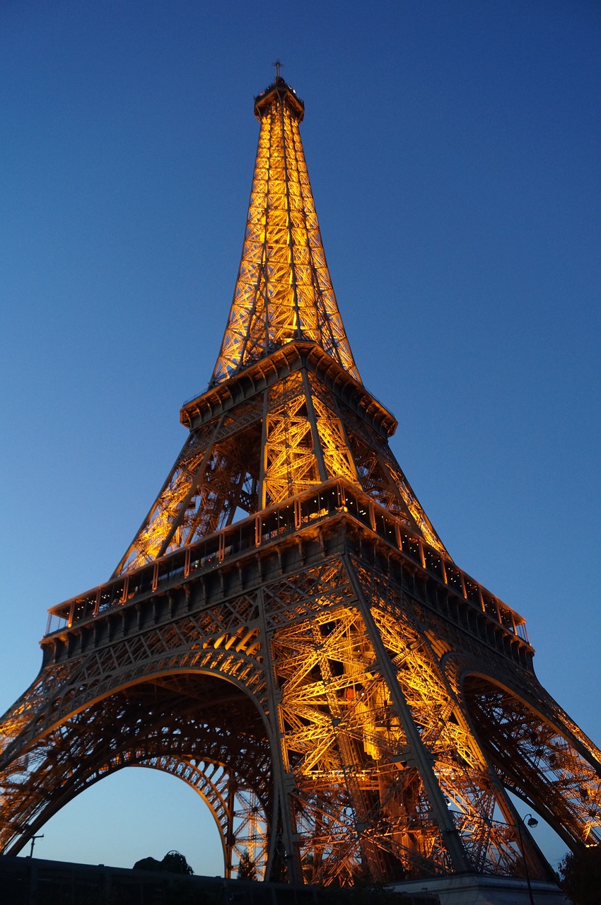 Image - paris eiffel tower france