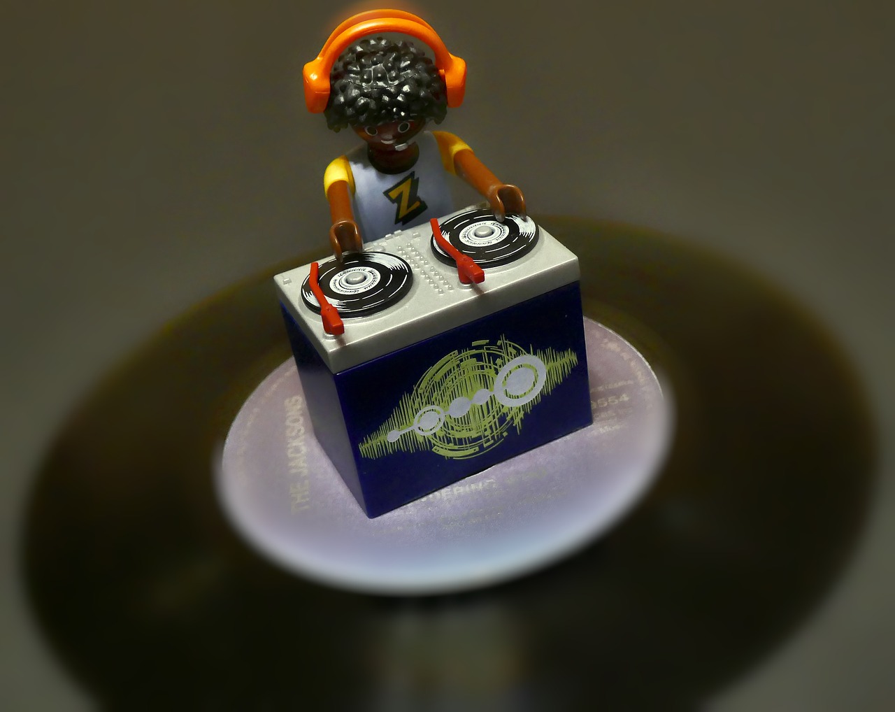 Image - dj disc jockey records figure toys
