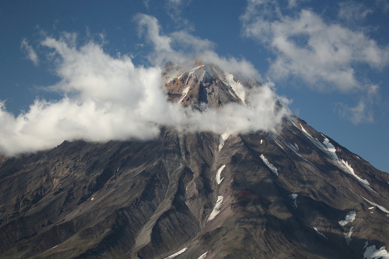 Image - koryaksky volcano kamchatka rocks