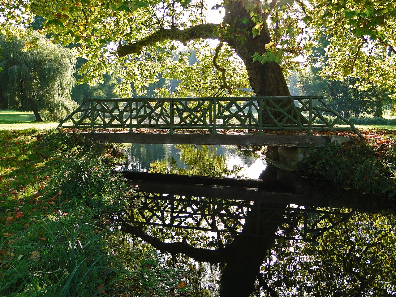 Image - water reflections bridge nature