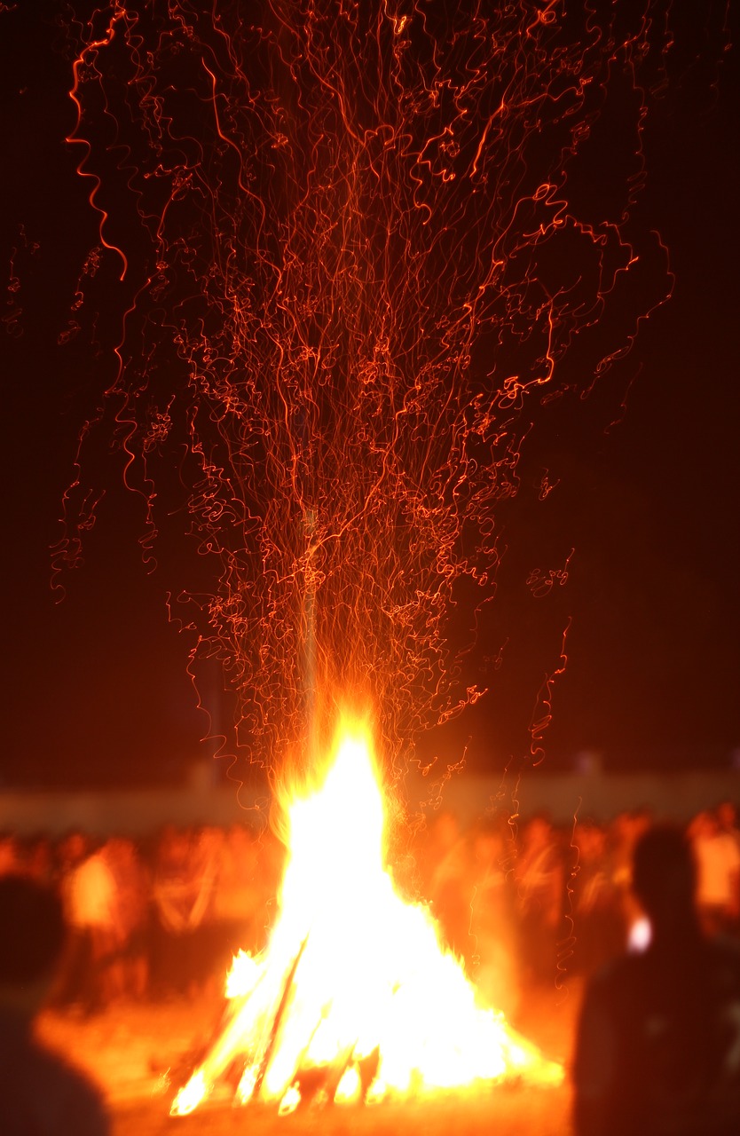 Image - camping play silk exposure night