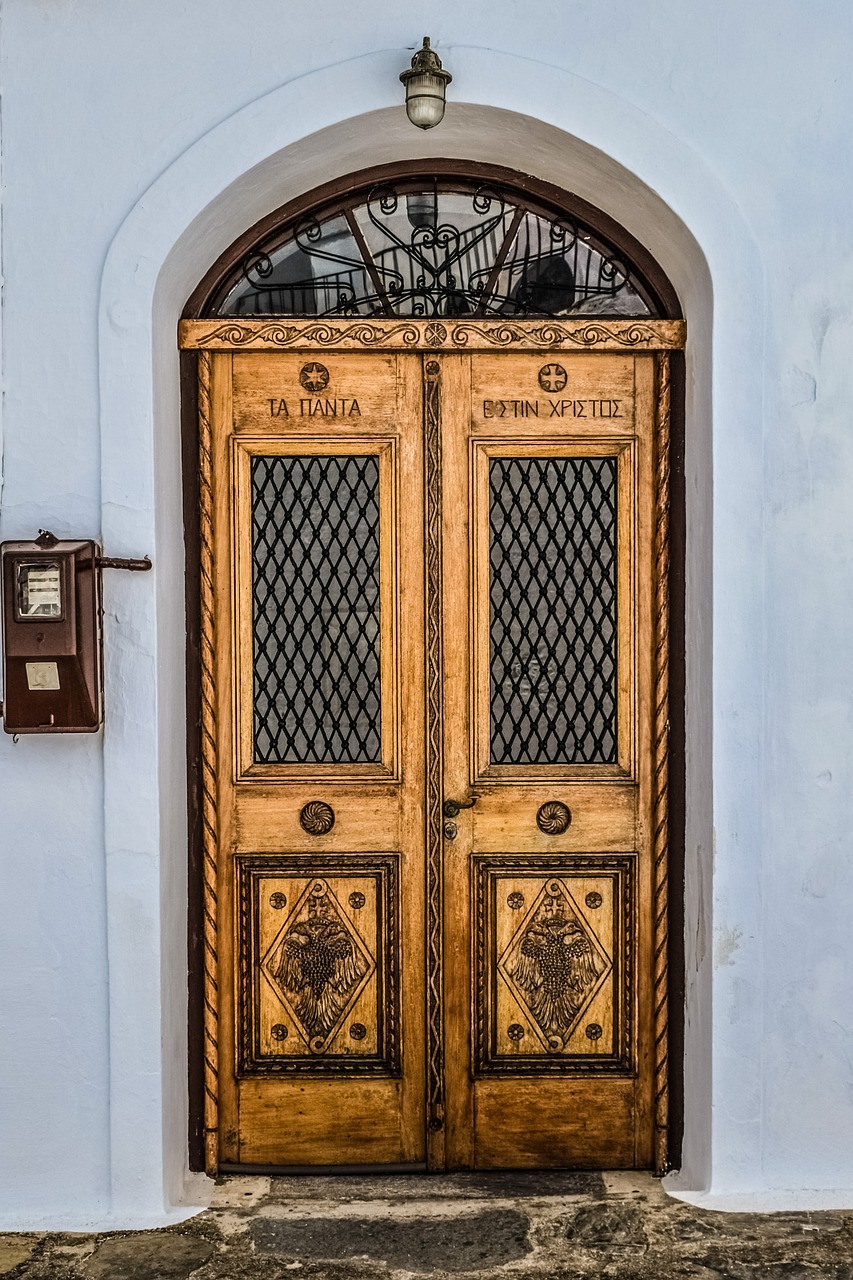 Image - door wooden church architecture