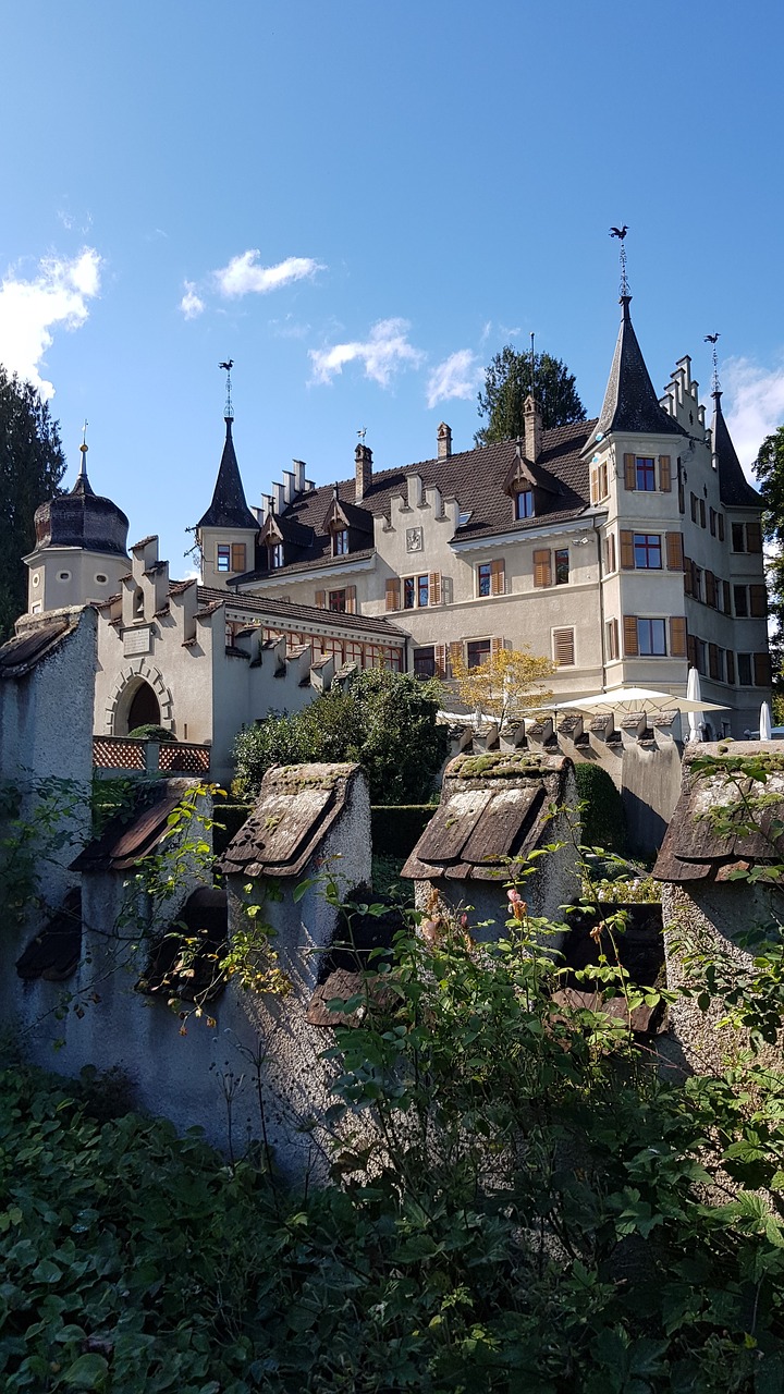 Image - castle wall towers schlossgarten