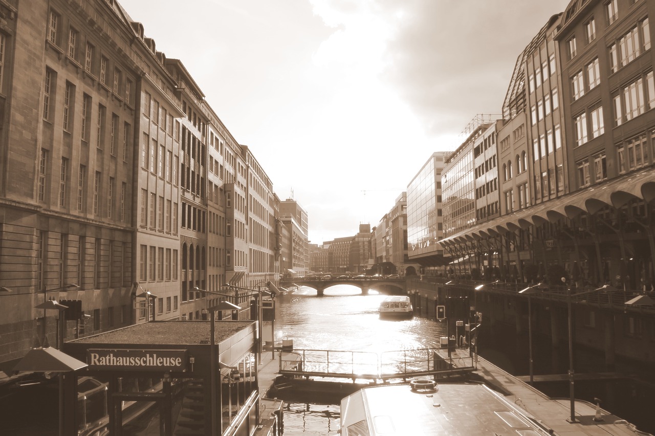 Image - hamburg speicherstadt architecture