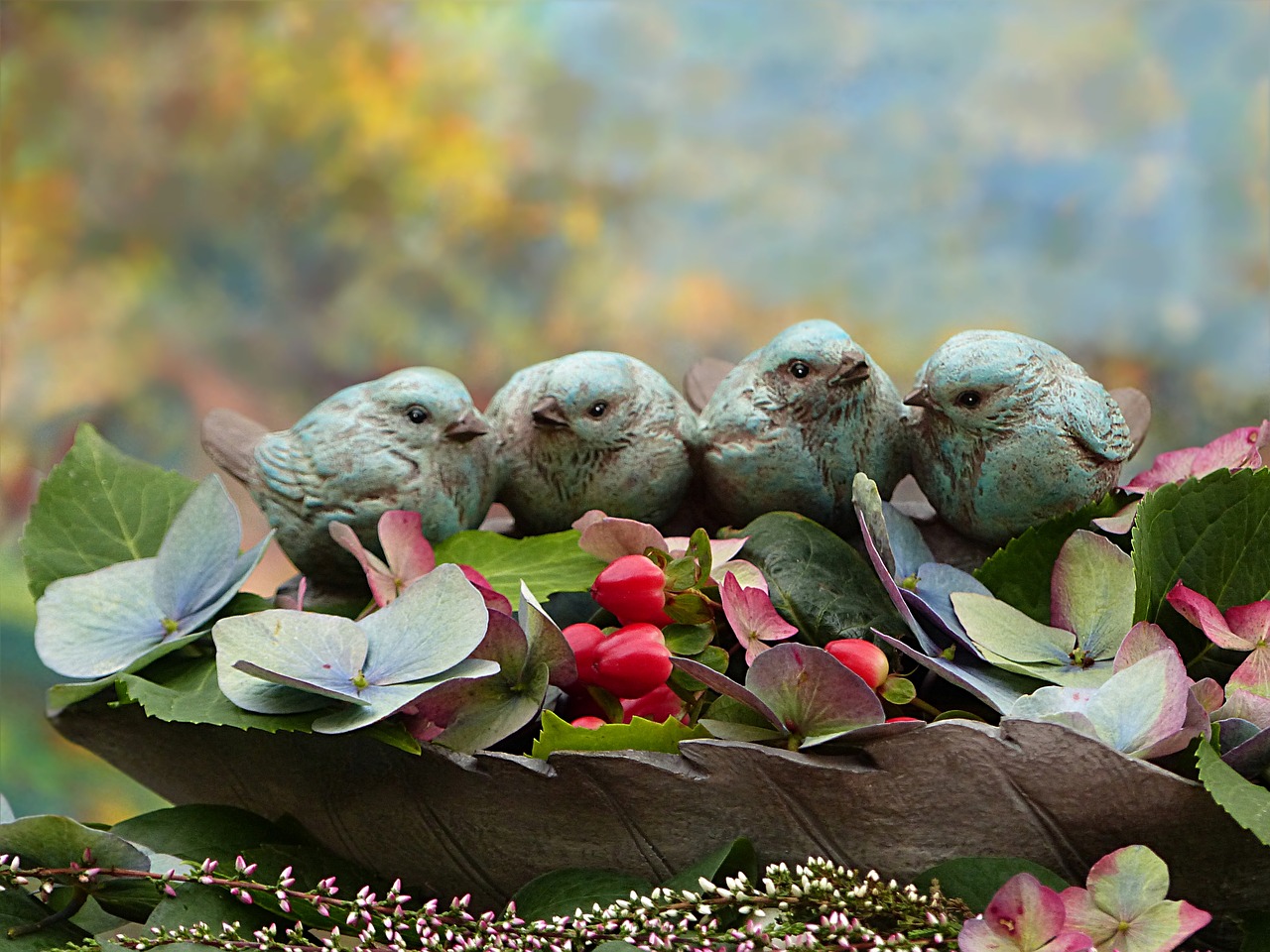 Image - still life autumn birds