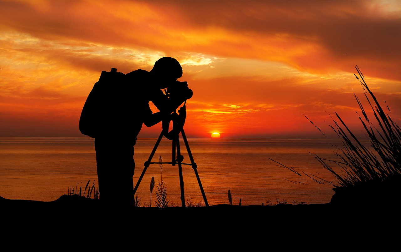 Image - sunset photographer camera tripod