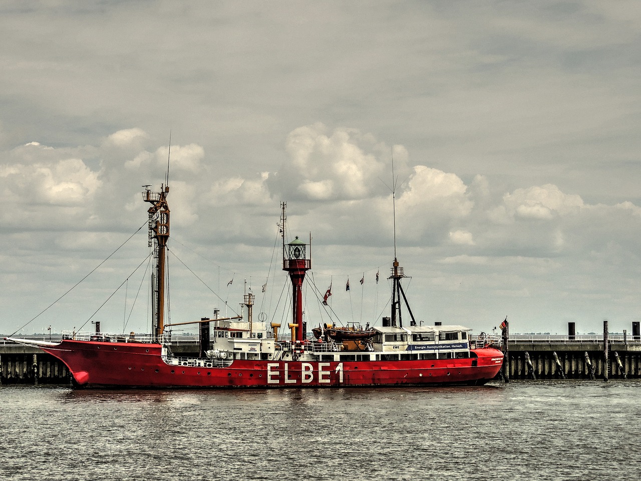 Image - elbe1 lighthouse lightship