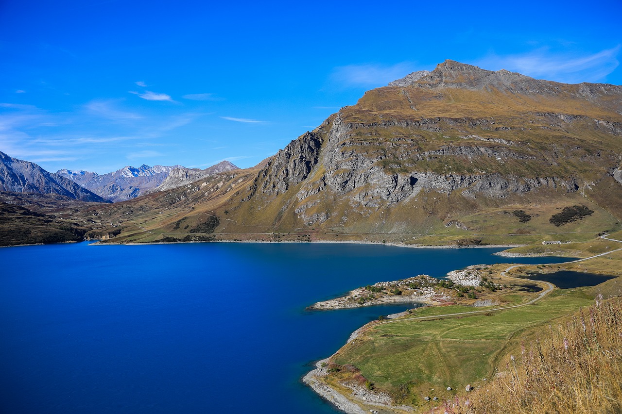 Image - mountain lake mountain lake italy