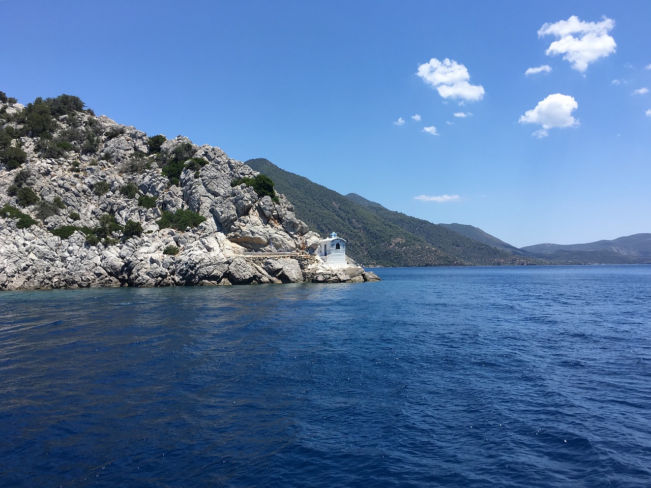 Image - greece sea chapel