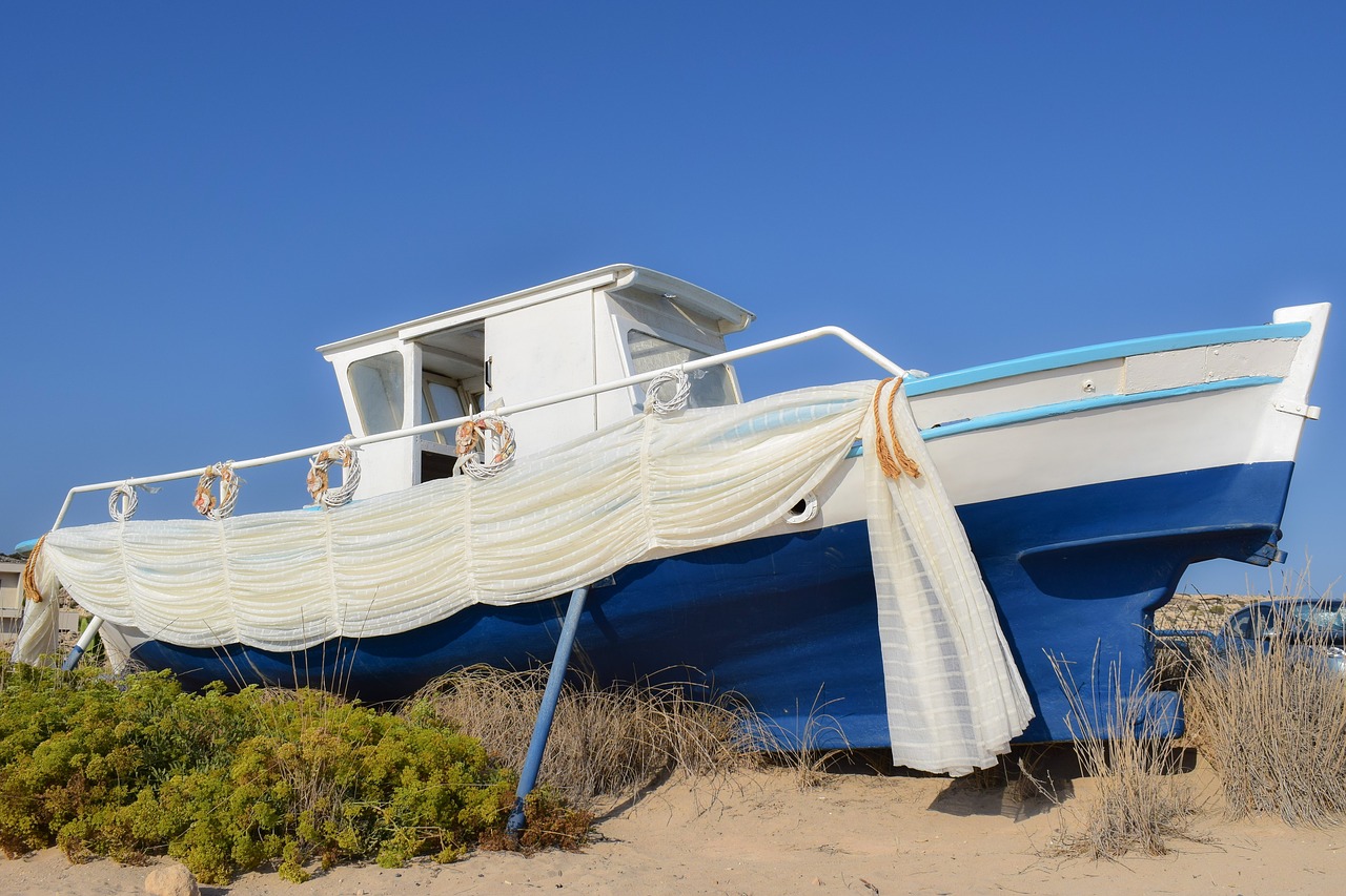 Image - boat decoration wedding ceremony