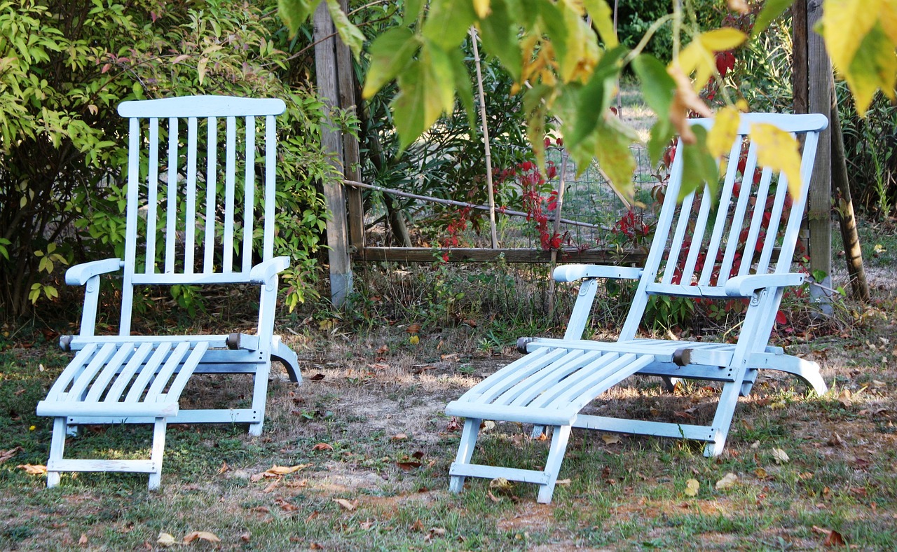 Image - sun loungers rest garden