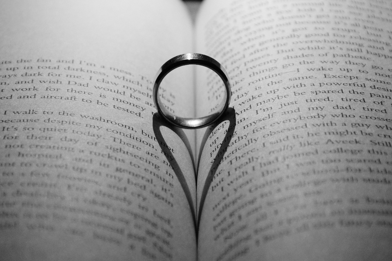 Image - love ring golden marriage romantic